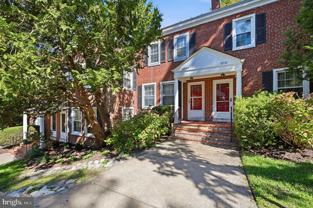 2723 S Buchanan St - Photo 1 of 1