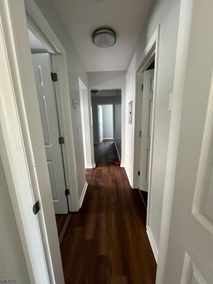 190 Jefferson St - Photo 7 of 16