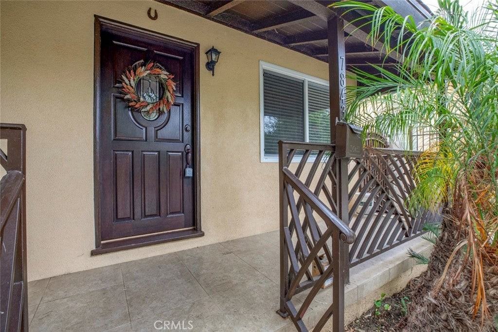 7843 Peachtree Ave - Photo 6 of 35