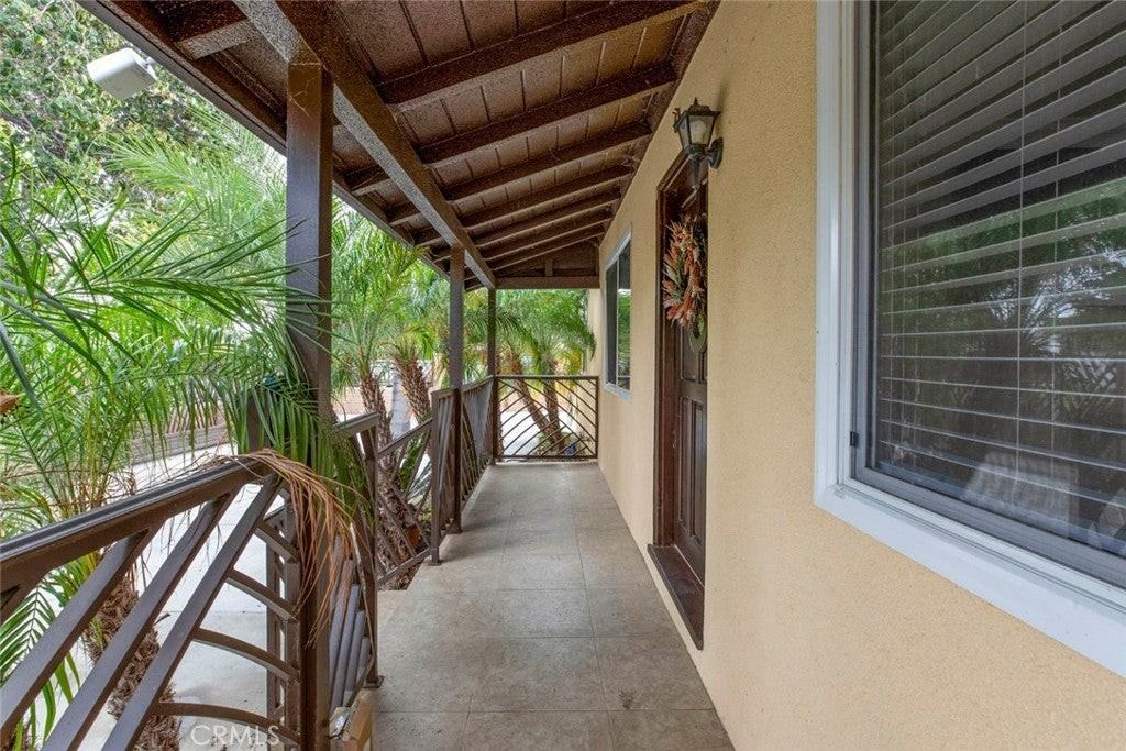 7843 Peachtree Ave - Photo 7 of 35