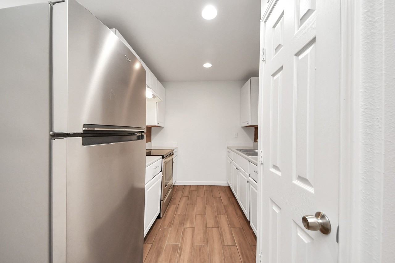 12068 Beechnut Street Street #C - Photo 2 of 44