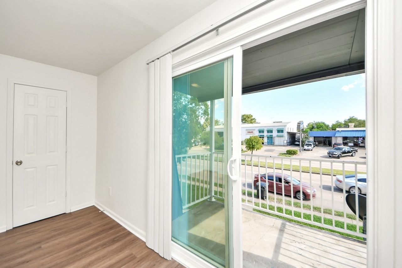 12068 Beechnut Street Street #C - Photo 3 of 44