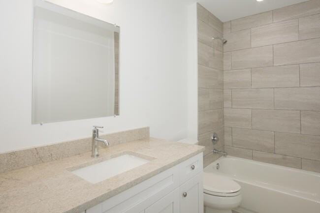 195 4th St S #1 - Photo 4 of 10