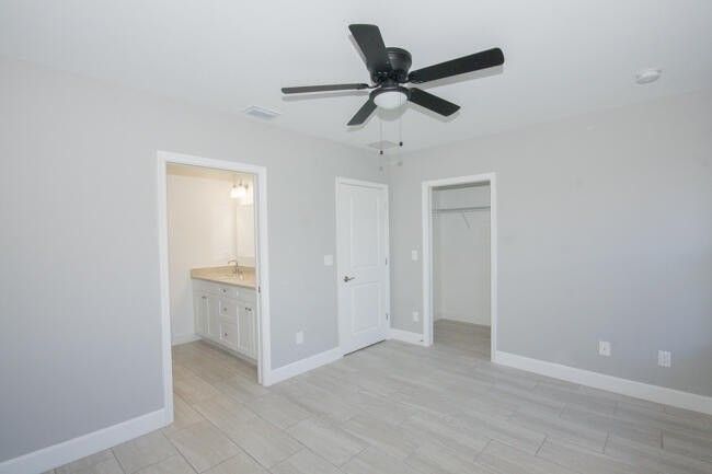 195 4th St S #1 - Photo 6 of 10
