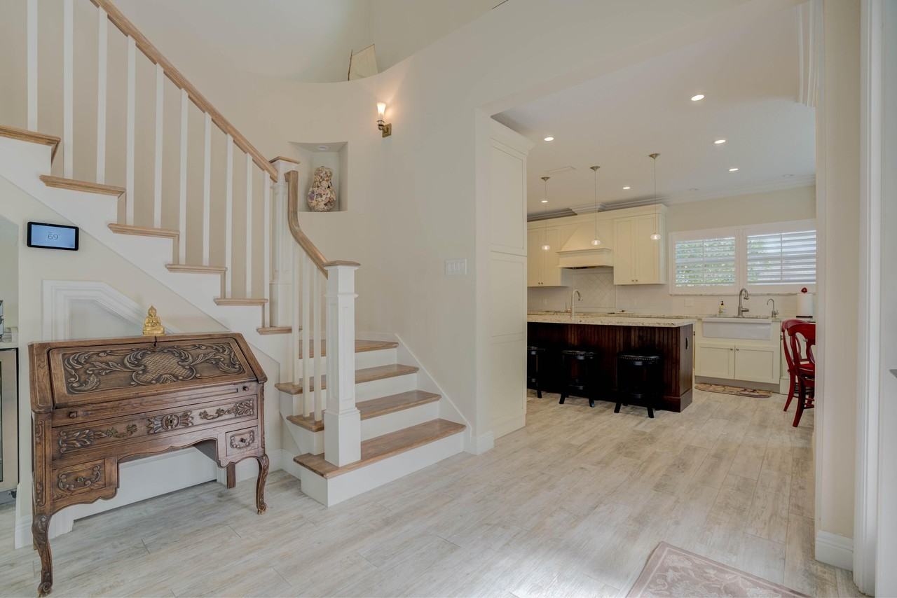 2043 Staysail Ln - Photo 5 of 50