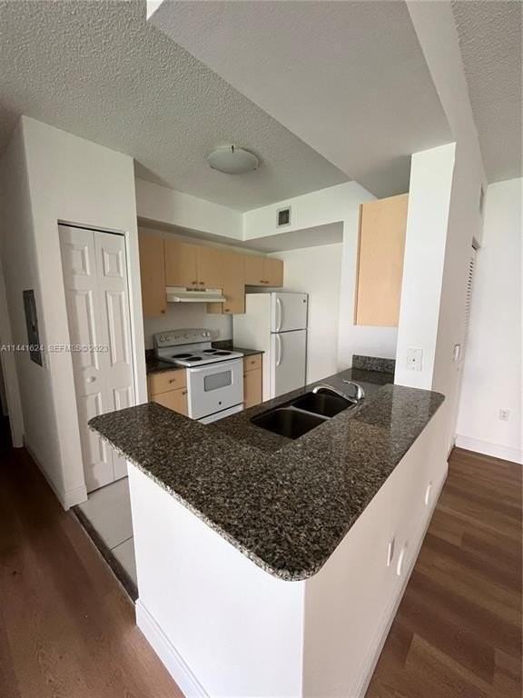 2492 Centergate Dr #107 - Photo 6 of 13