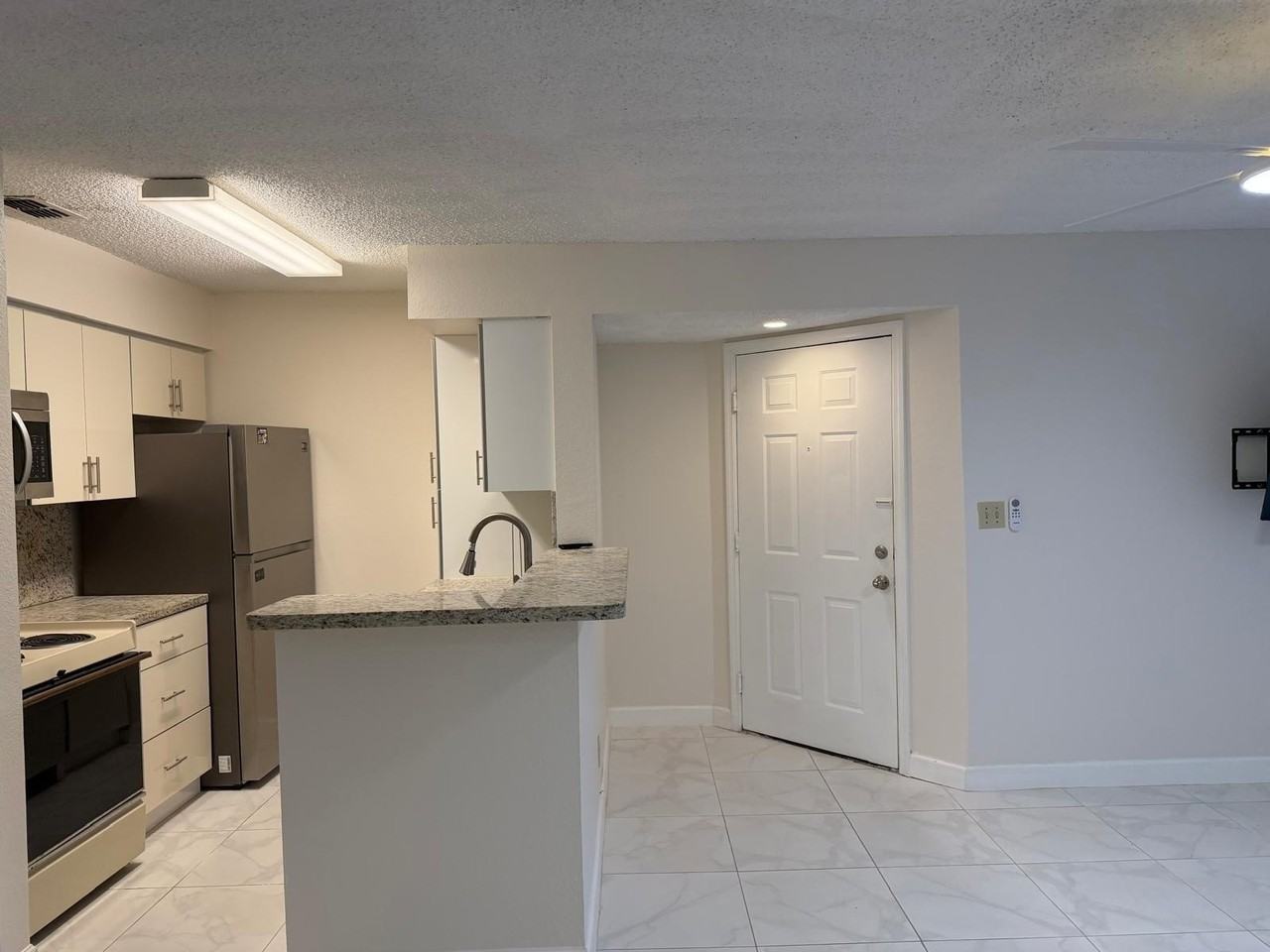 2926 S University Dr #6105 - Photo 2 of 20