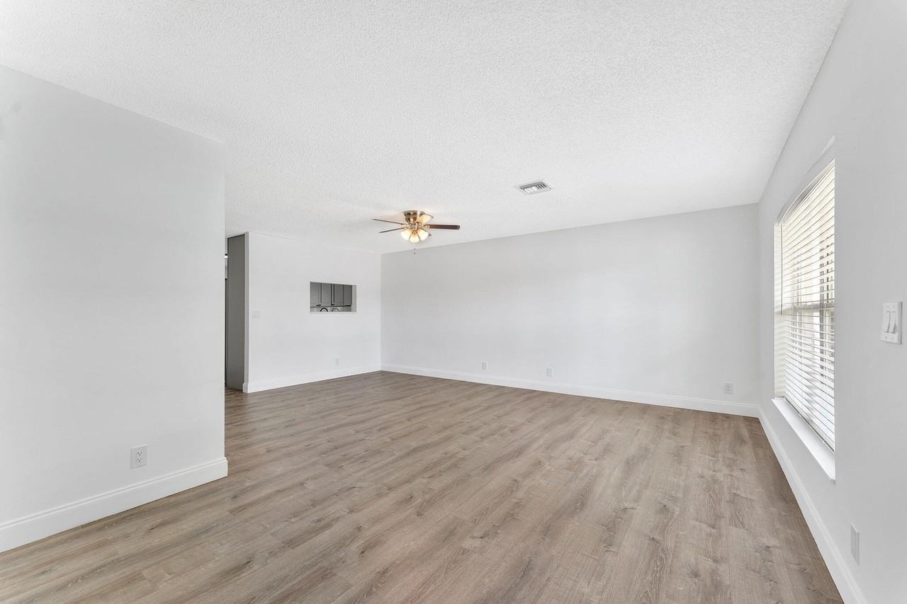 5855 Timber Valley Dr - Photo 2 of 28