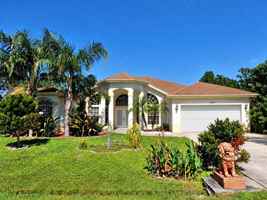 featured image of 1107 Sw Estaugh Ave