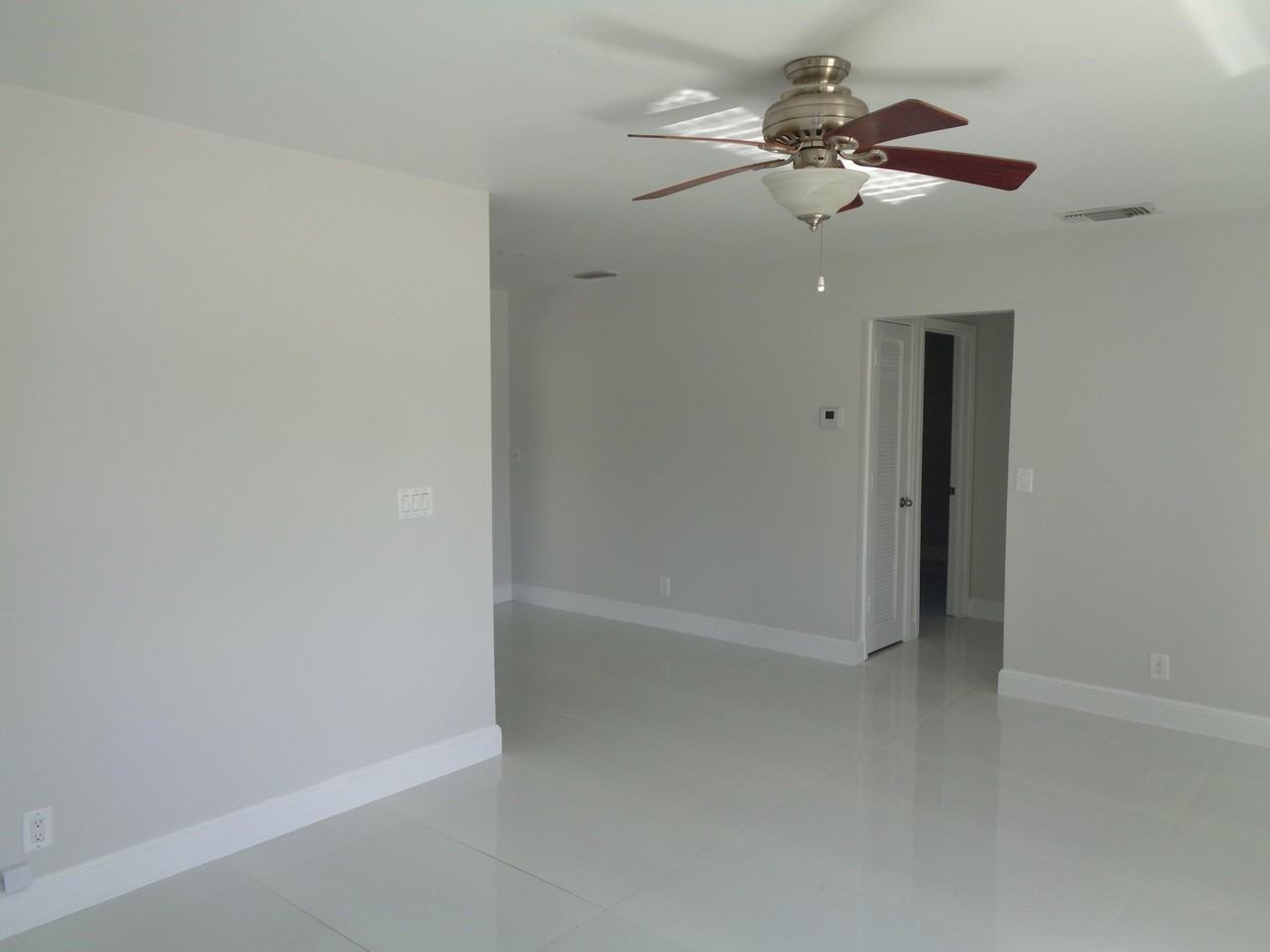 9907 Liberty Ct - Photo 6 of 15