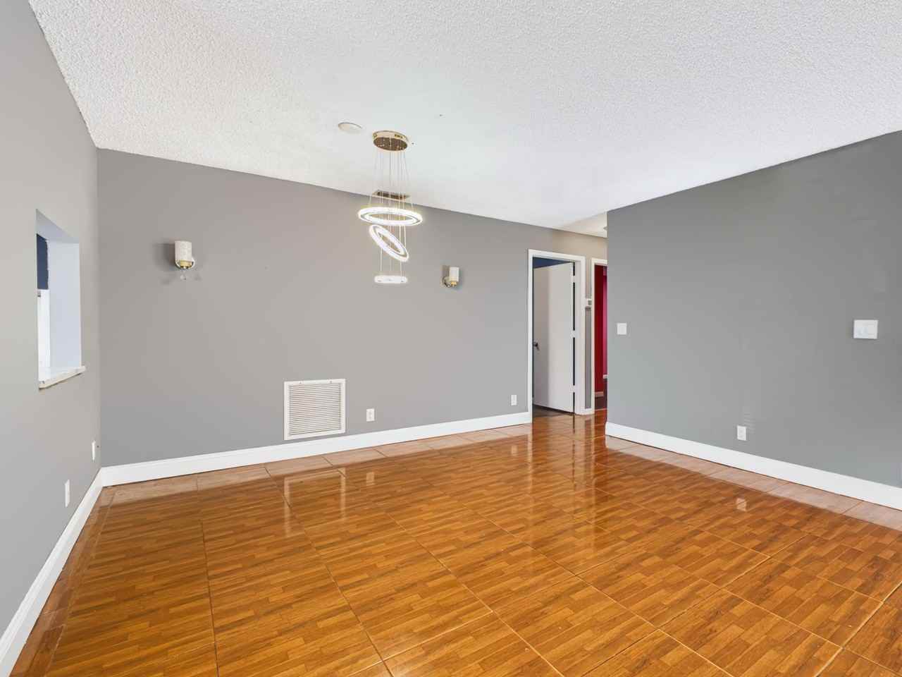10130 Boynton Place Cir - Photo 6 of 24