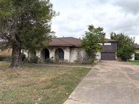 13351 Hollypark Dr - Photo 1 of 1