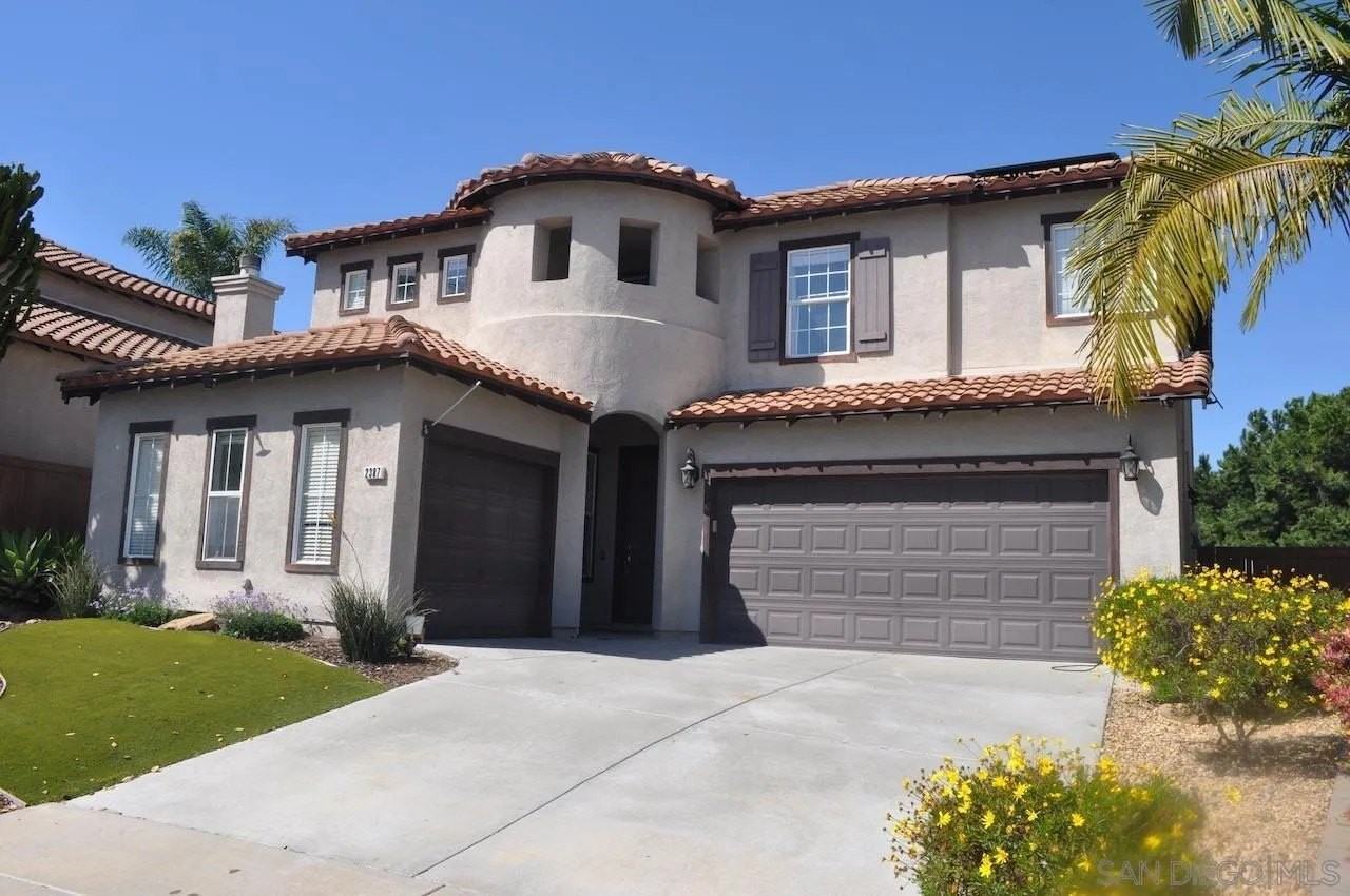 2387 Forest Meadow Ct - Photo 2 of 21