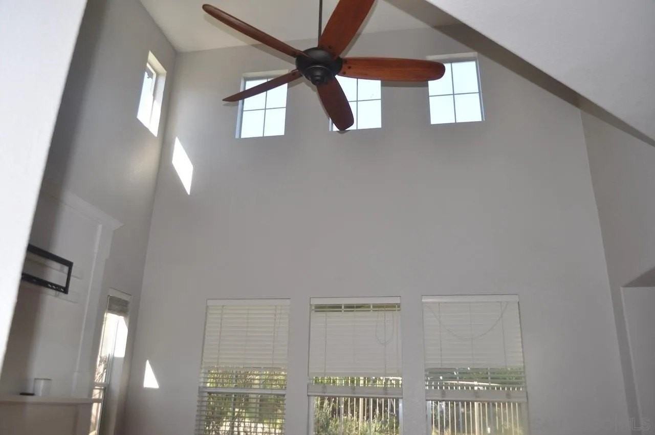 2387 Forest Meadow Ct - Photo 7 of 21