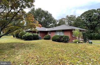 117 Courtland Dr - Photo 1 of 1