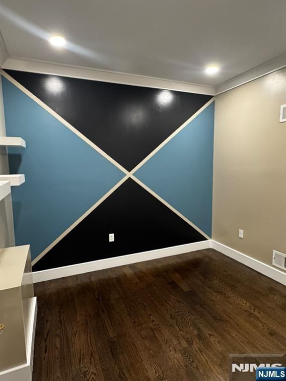 62 Cortlandt St - Photo 4 of 17