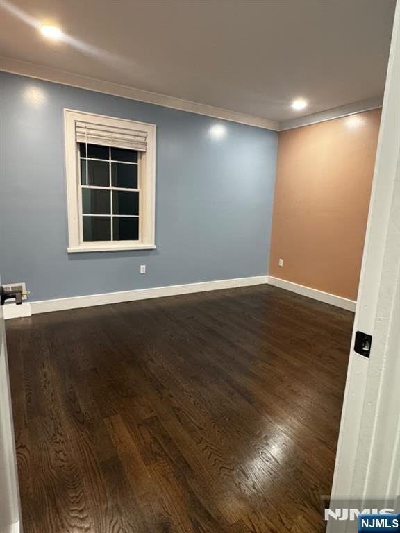 62 Cortlandt St - Photo 7 of 17