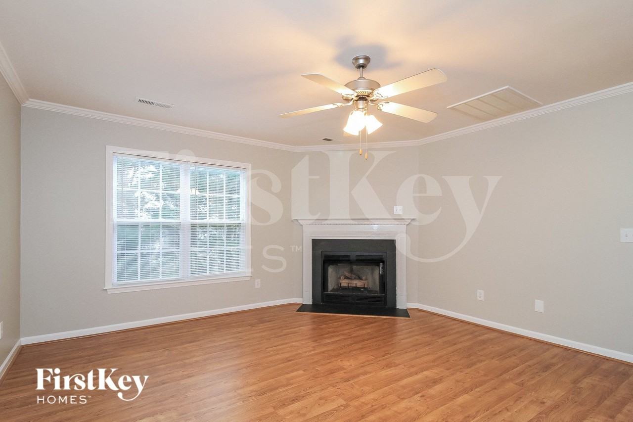 6135 Birkdale Dr - Photo 4 of 15