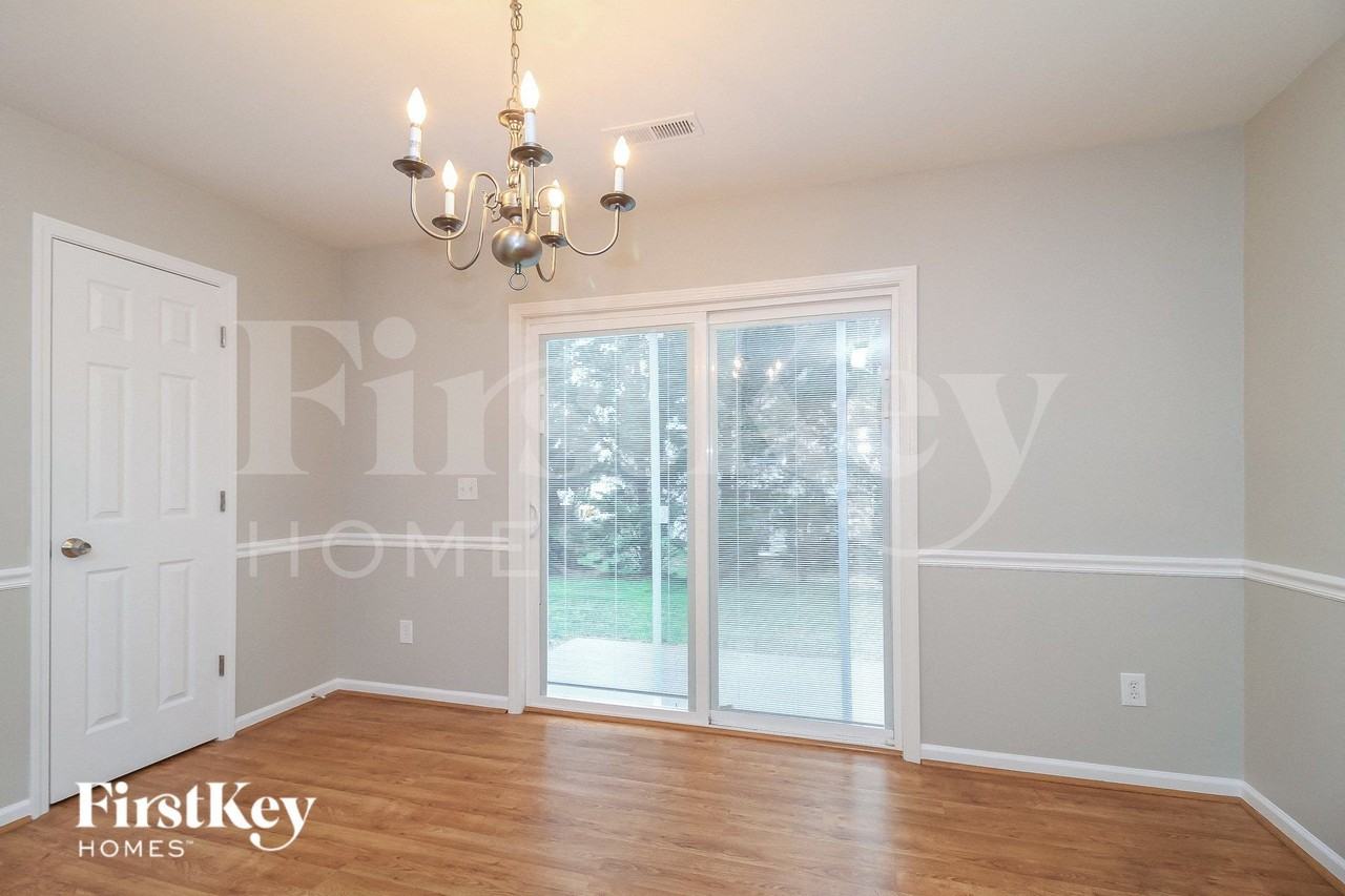 6135 Birkdale Dr - Photo 5 of 15