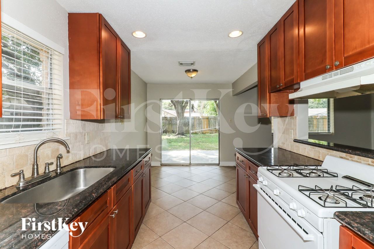 515 Land Grant Dr - Photo 7 of 16