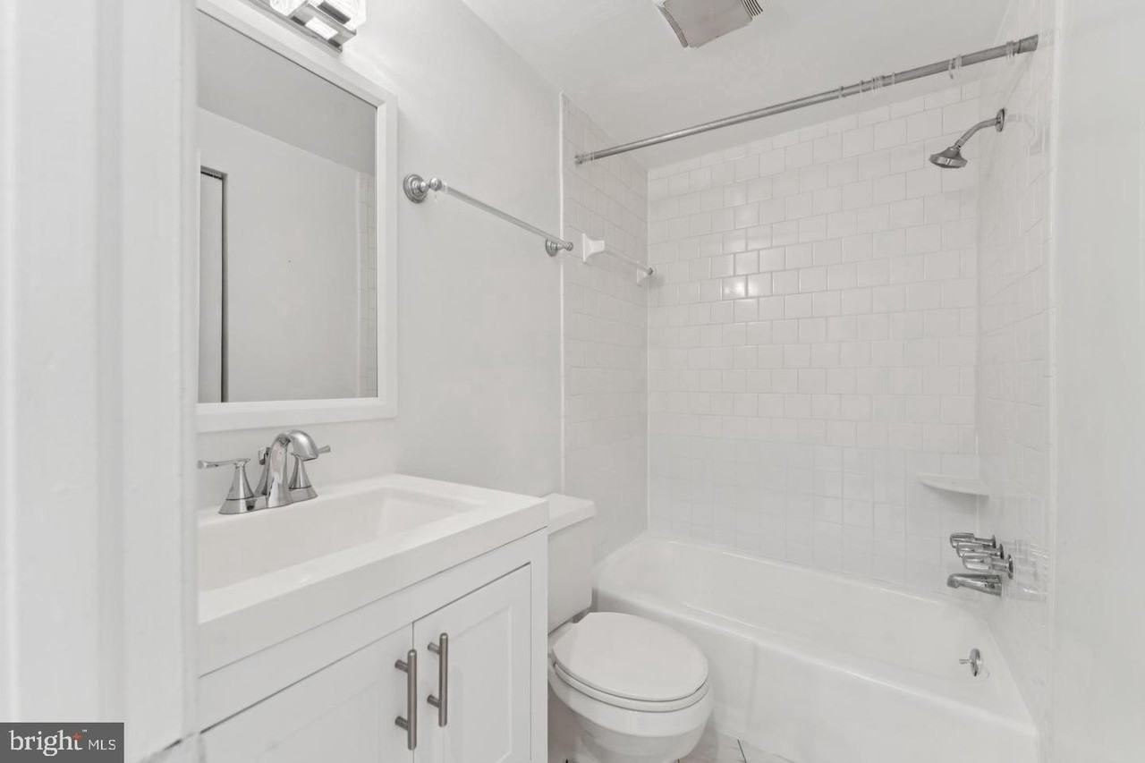 1718 Corcoran St Nw #23 - Photo 4 of 16