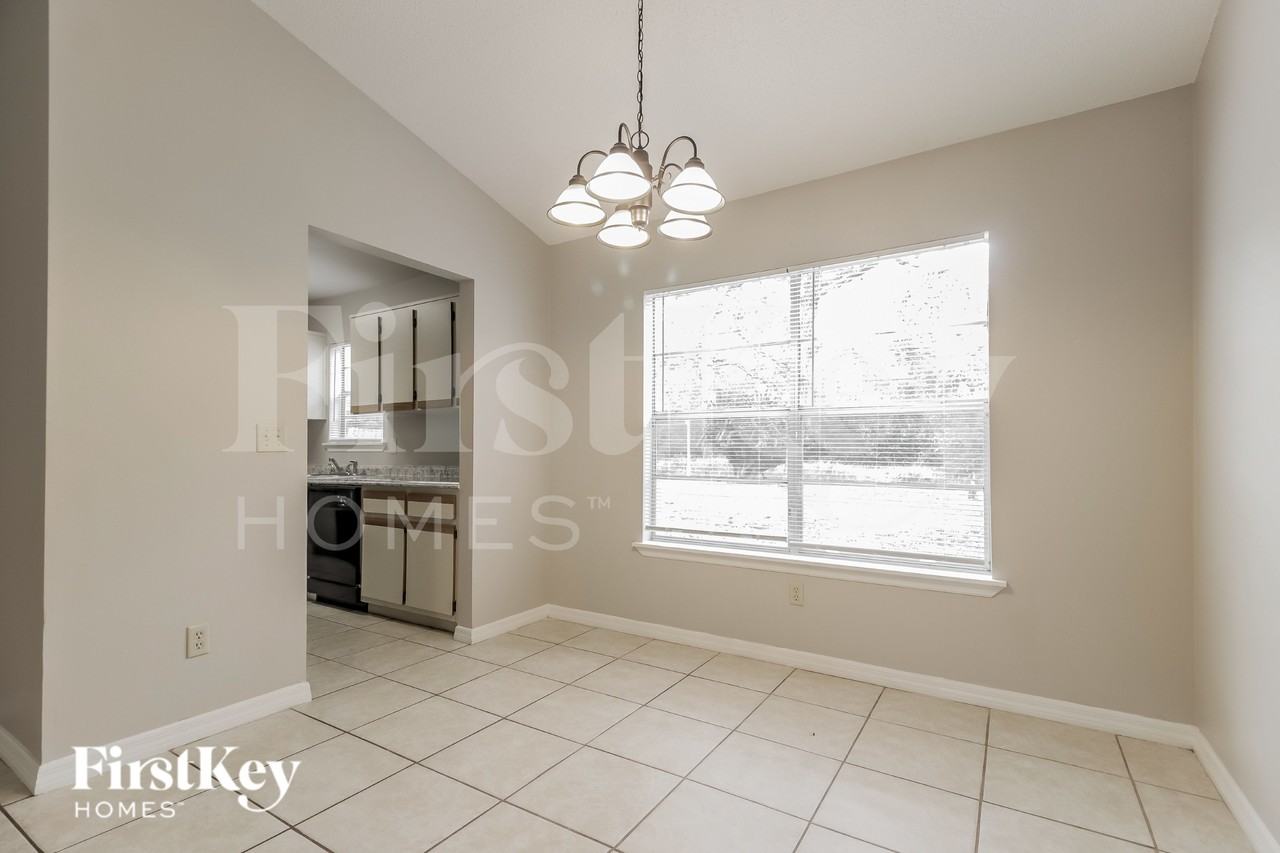 1344 Stone St Nw - Photo 4 of 16