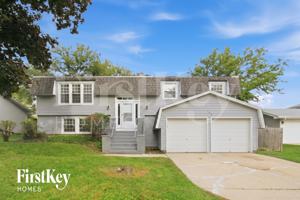 featured image of 120 S Lancaster Dr