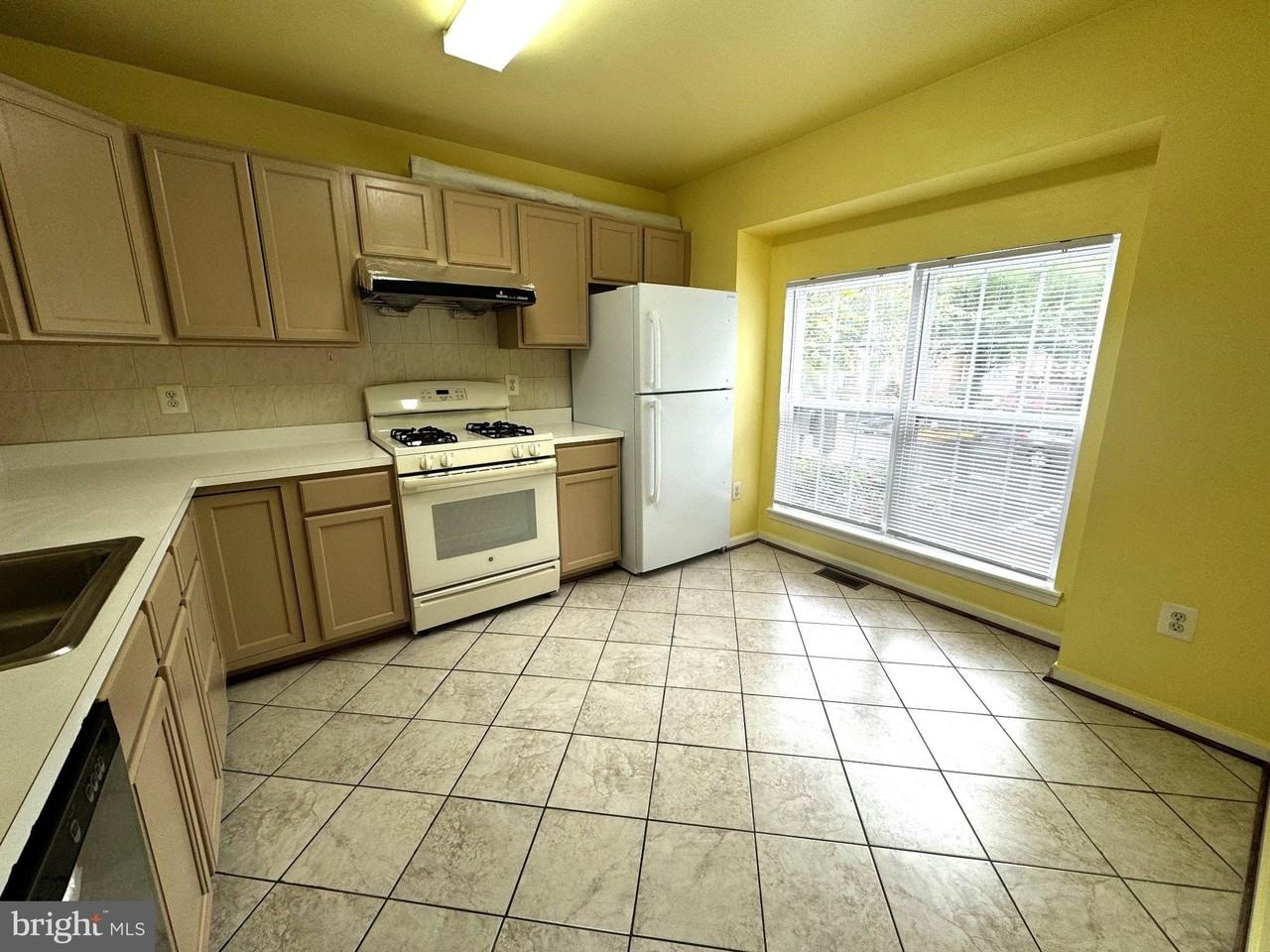 13657 Ansel Ter - Photo 5 of 20