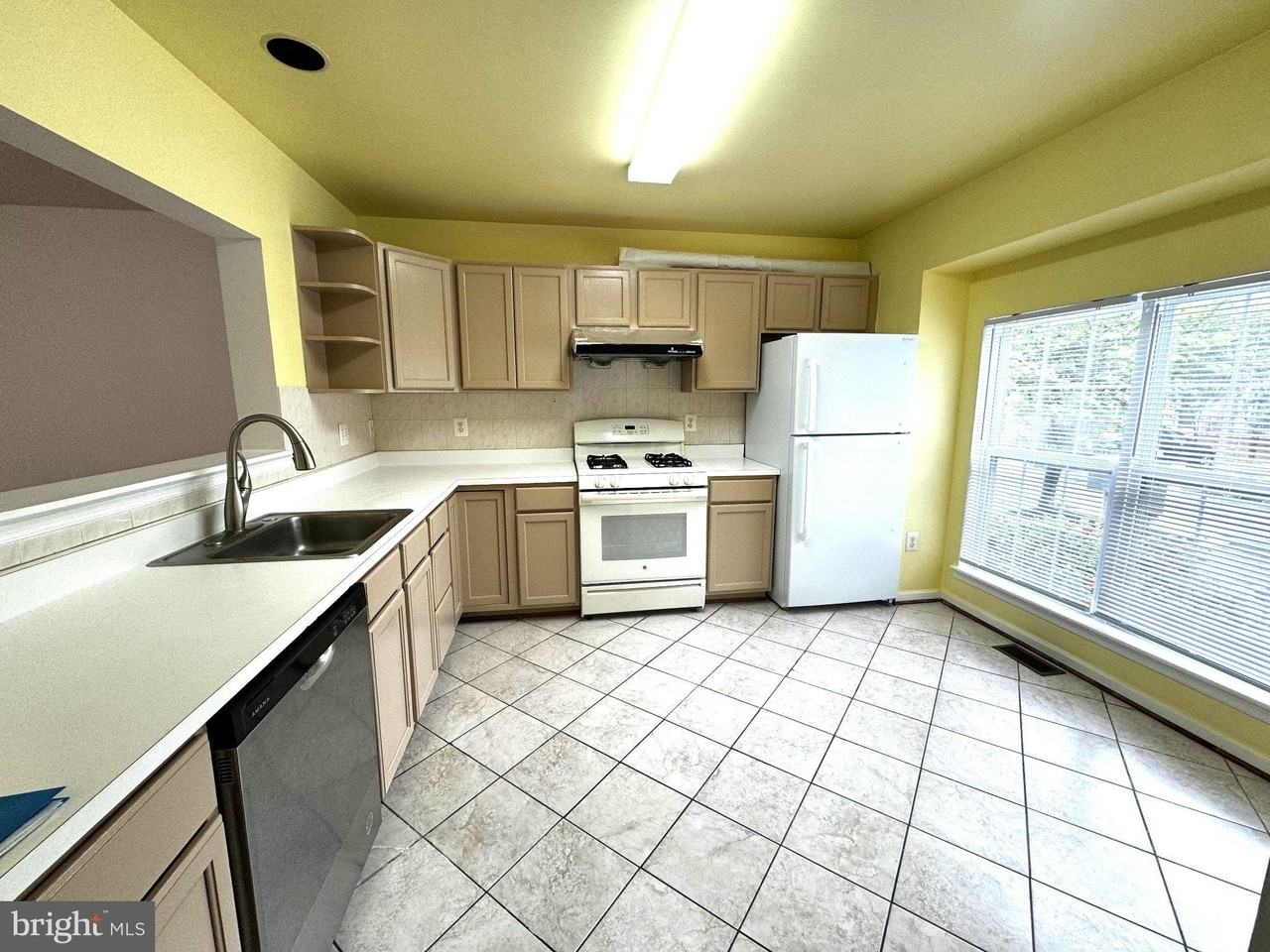 13657 Ansel Ter - Photo 6 of 20