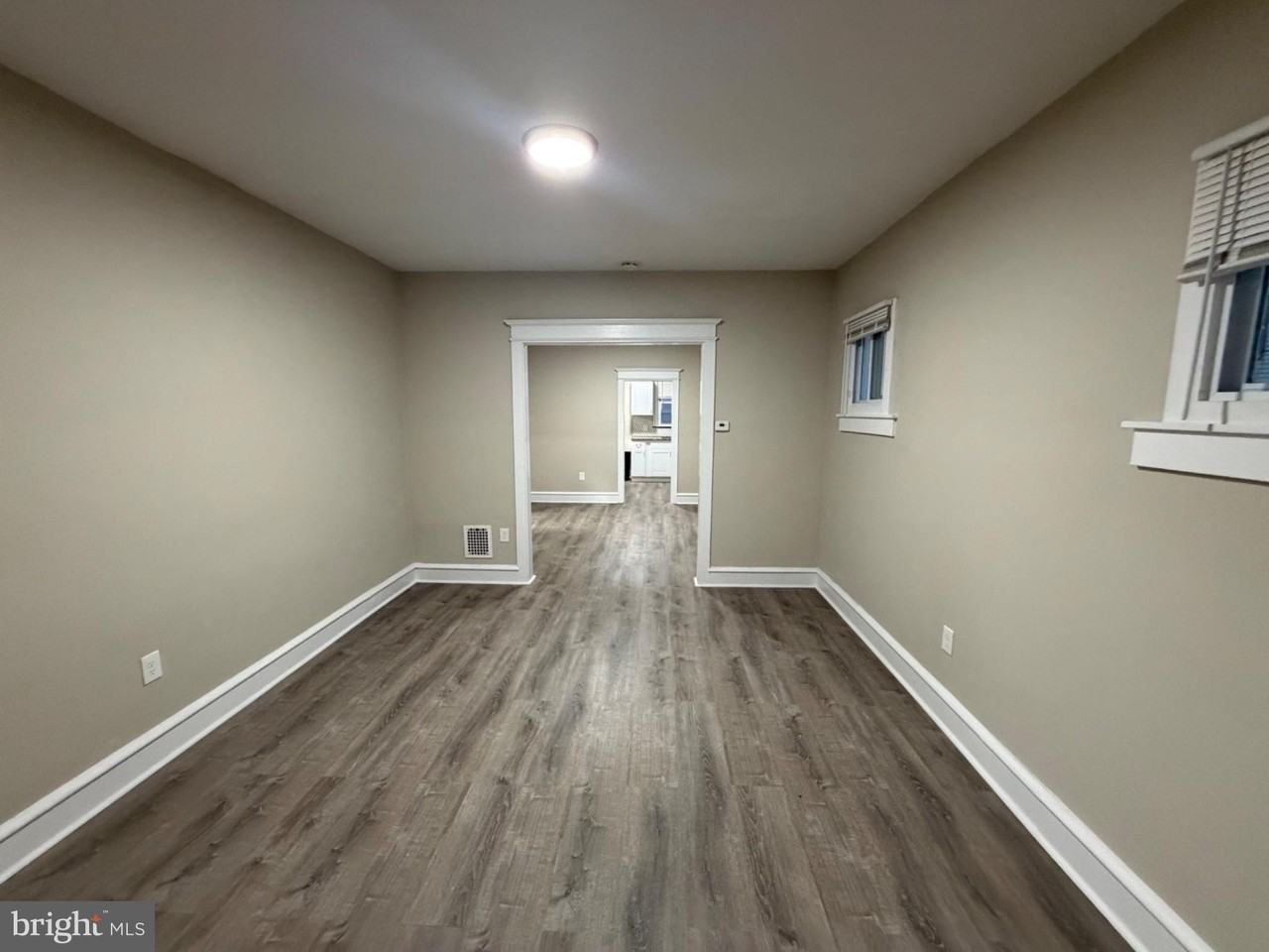 1948 Lexington Ave - Photo 4 of 19