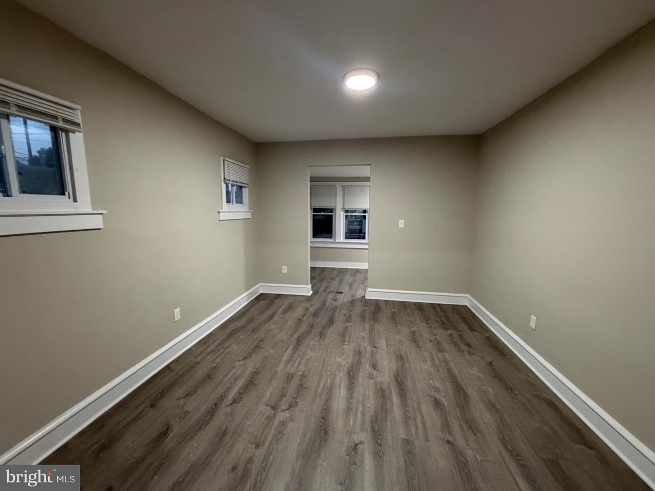 1948 Lexington Ave - Photo 5 of 19