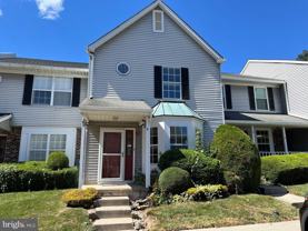 4 Fair Oaks Ct - Photo 1 of 1