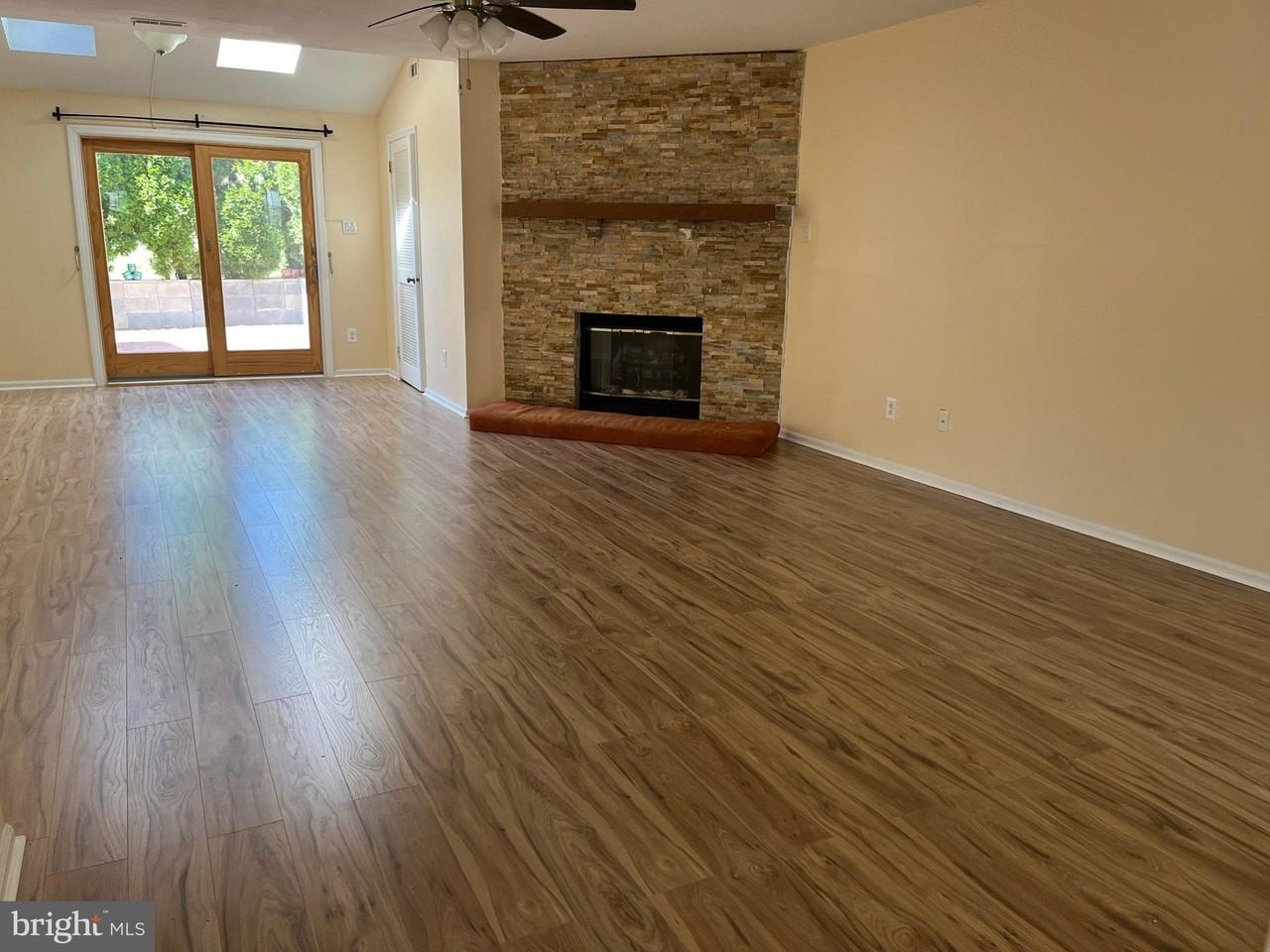 4 Fair Oaks Ct - Photo 5 of 14