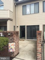 featured image of 1304 Cherrington Dr