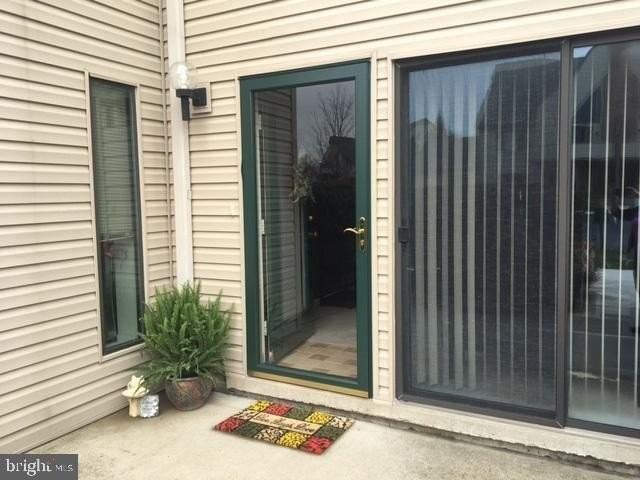 1304 Cherrington Dr - Photo 3 of 19
