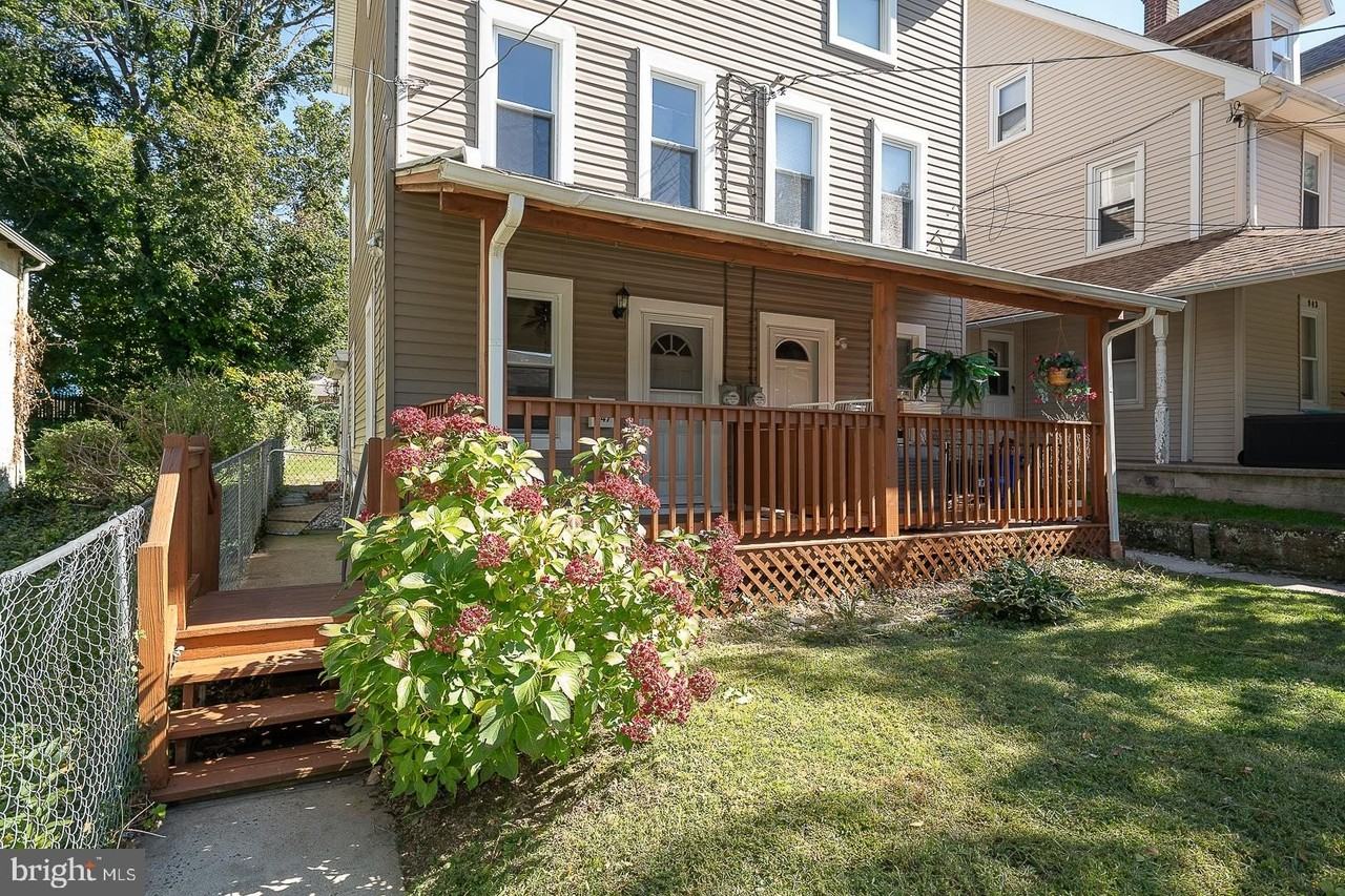 947 Glenbrook Ave - Photo 2 of 25