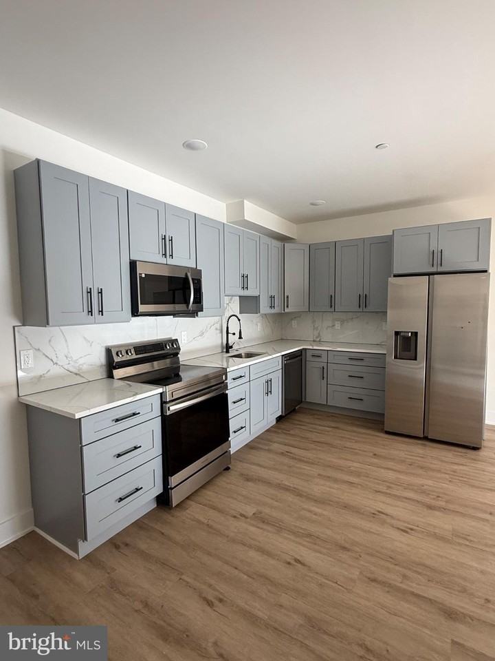 2333 E York St #3 - Photo 2 of 12