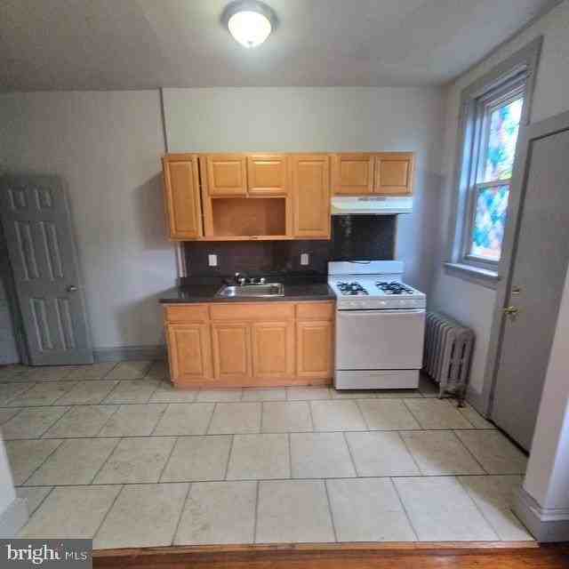 5630 Crowson St - Photo 4 of 6