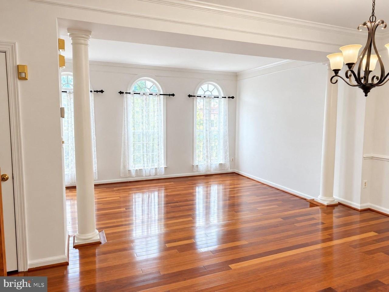 2833 Grace Forest Pl - Photo 4 of 27