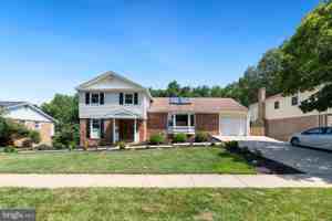 featured image of 8121 Briar Creek Dr