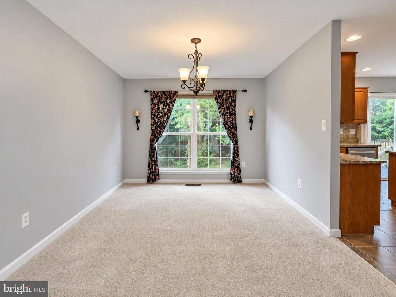 14263 Town Commons Way - Photo 4 of 27