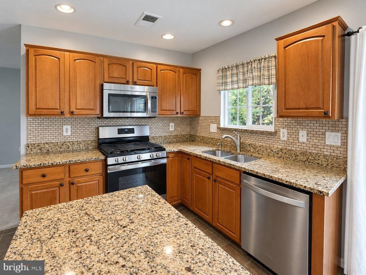 14263 Town Commons Way - Photo 6 of 27