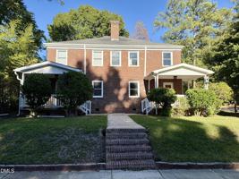 featured image of 306 N Steele St #A