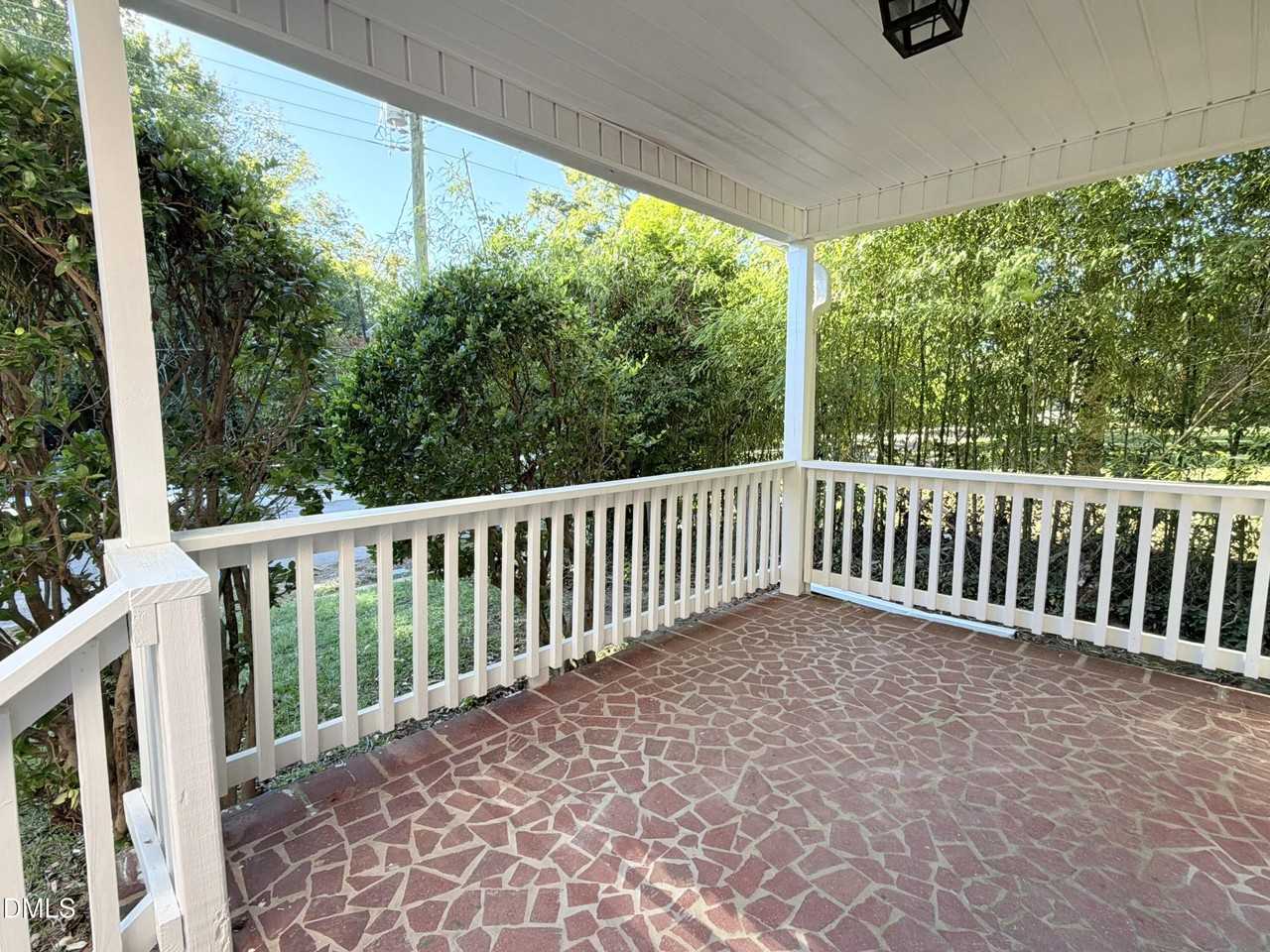 306 N Steele St #A - Photo 4 of 22