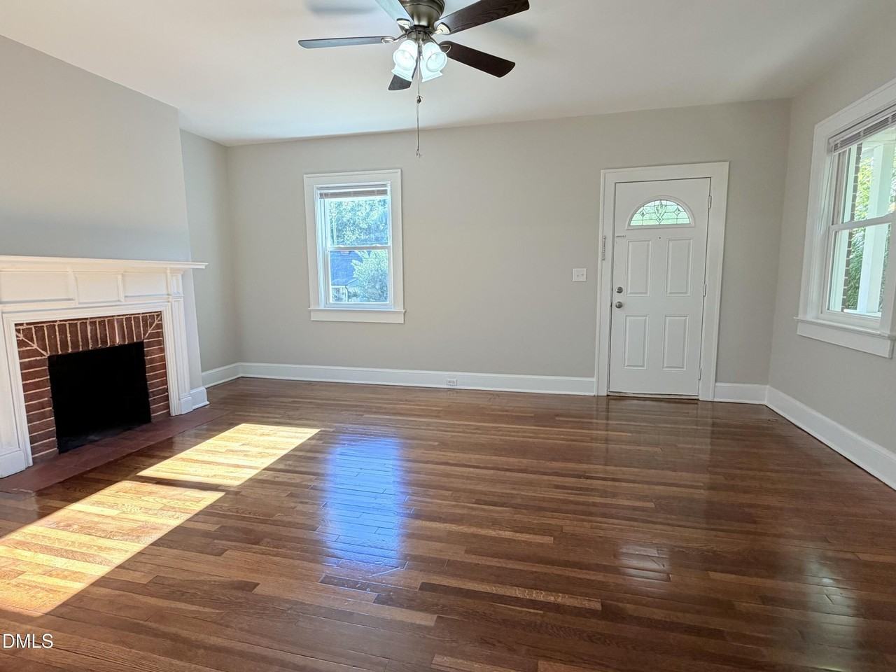 306 N Steele St #A - Photo 6 of 22