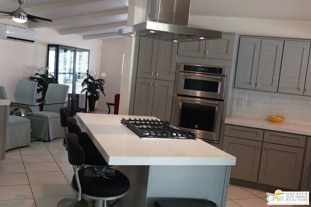 381 Club Circle Dr - Photo 5 of 31