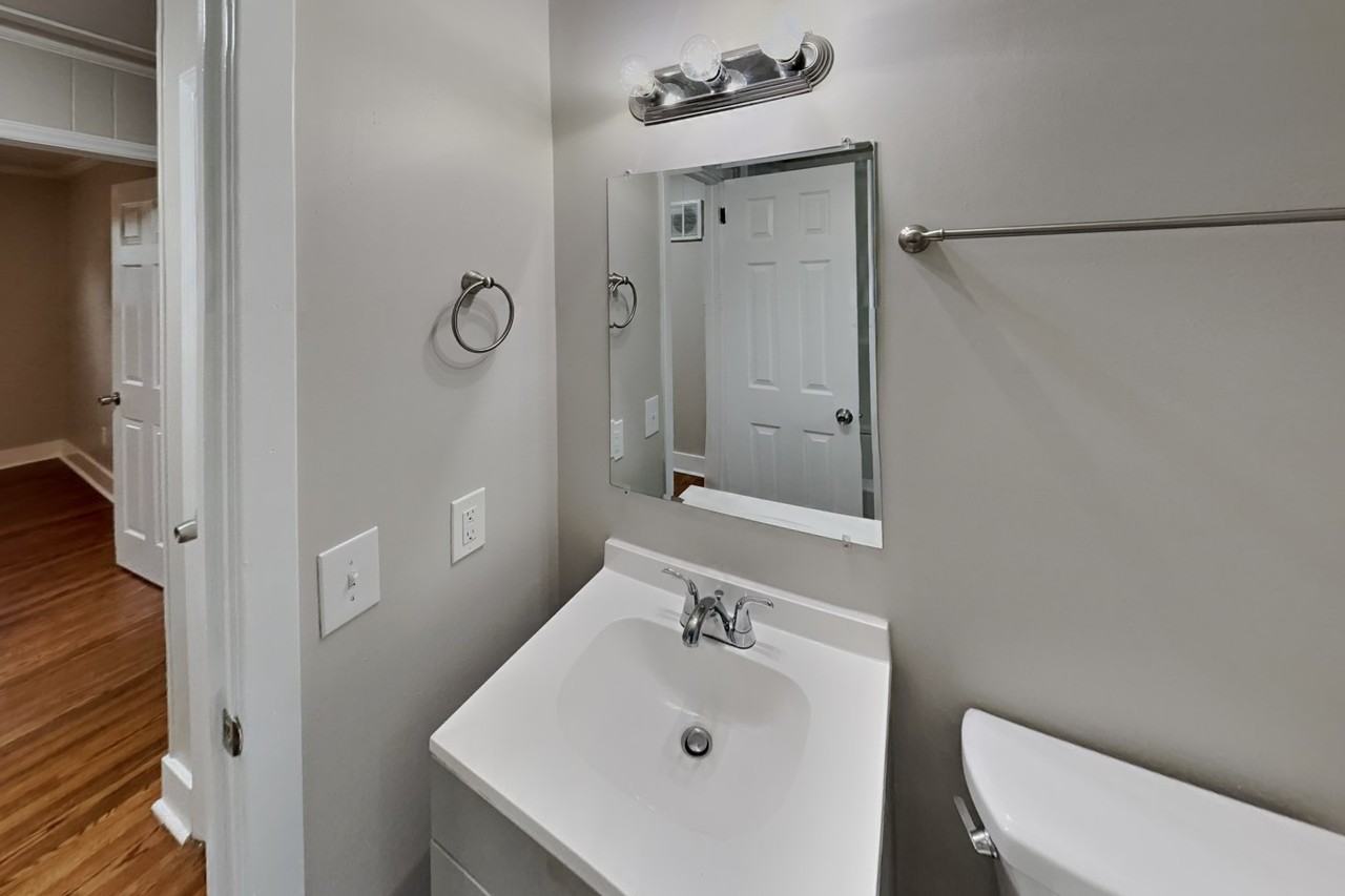 547 Whitethorn Dr - Photo 7 of 15