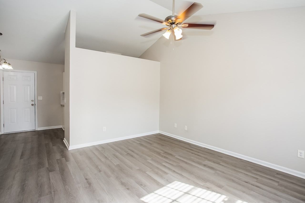 5429 Morning Breeze Ln - Photo 7 of 17
