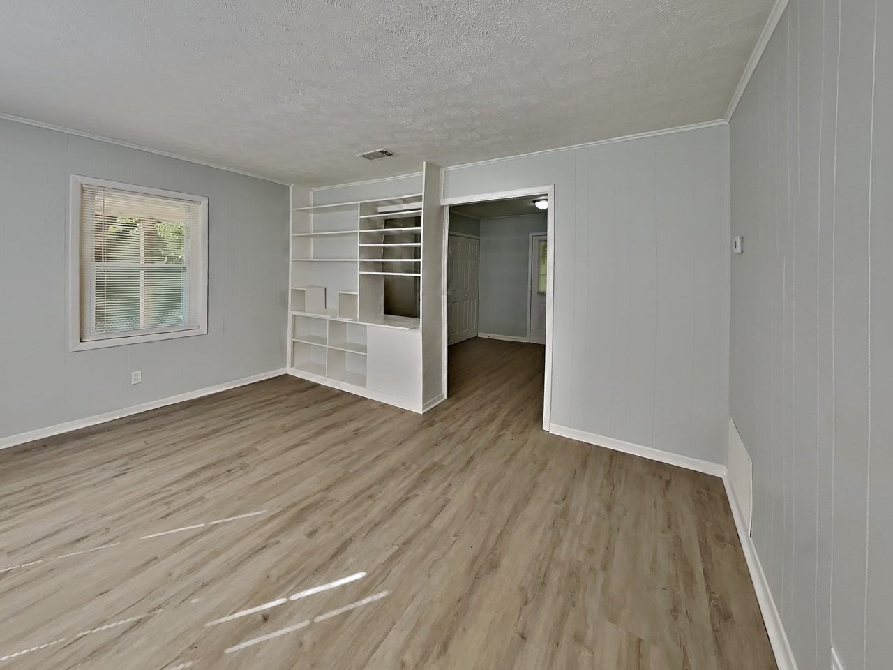 10122 Allen Dr Sw - Photo 4 of 21