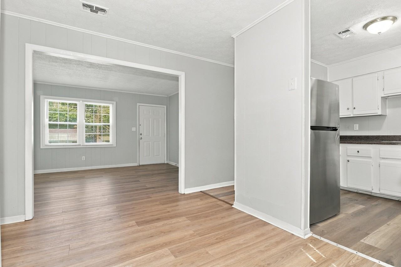 10204 Allen Dr Sw - Photo 3 of 17